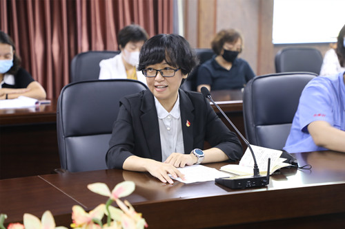 20年9月入职的新教师代表马莹莹老师说:"感谢学院领导的信任,让我担任